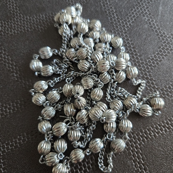 RARE MONET 1966s BOHEMIA COLLECTION Elegant Silver Beaded Long Necklace - Picture 2 of 7